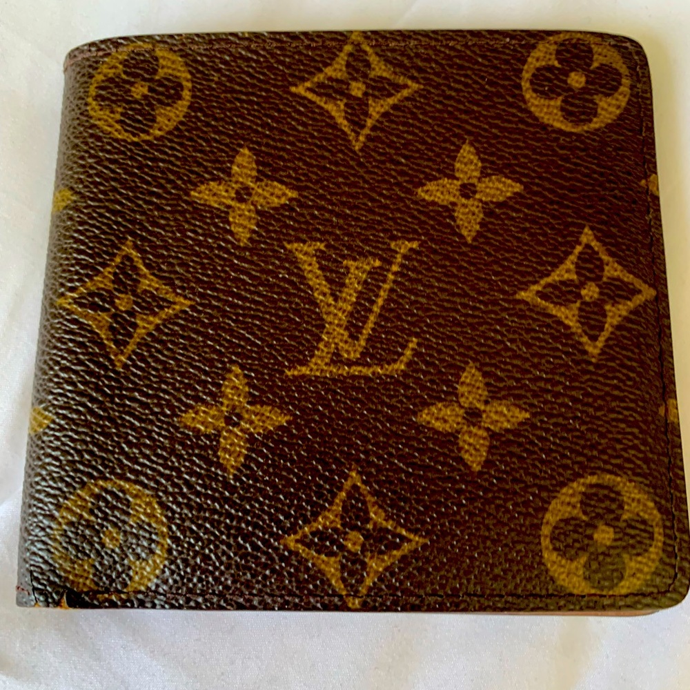 Louis Vuitton Marco Bifold Wallet Monogram Canvas